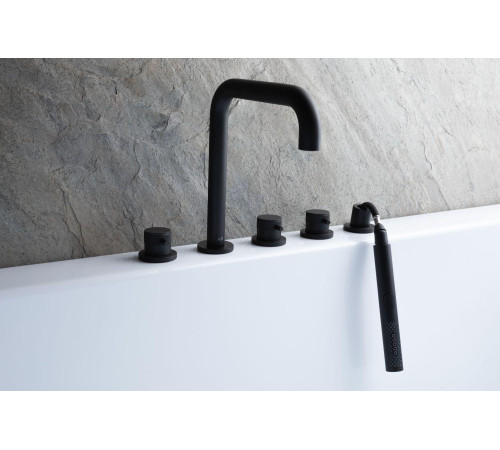 Смеситель на борт ванны Allen Brau Priority 5.31007-31 (с внутренней частью) черный матовый