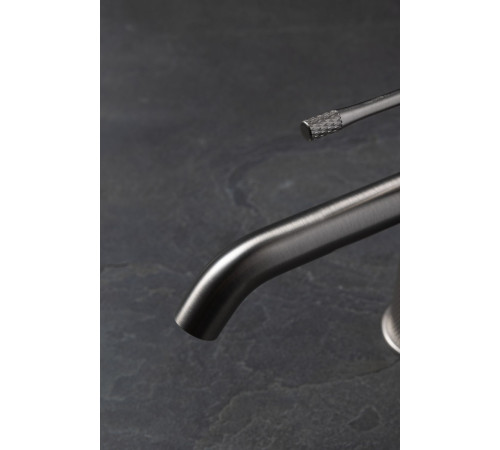 Смеситель для раковины Allen Brau Priority 4.0 5.31С01-BN никель браш