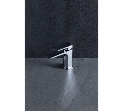 Смеситель для раковины Allen Brau Infinity 5.21001-00 хром