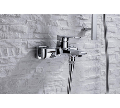Смеситель для ванны с душем Allen Brau Infinity 5.21006-00 хром