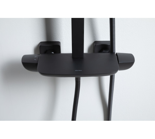 Душевая стойка Allen Brau Infinity 5.21030-31 черный матовый
