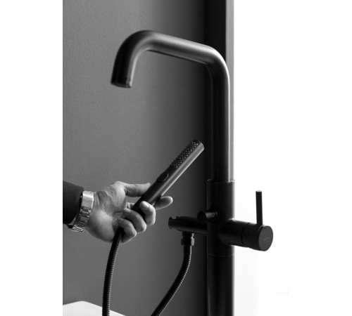 Смеситель для ванны Allen Brau Priority 5.31008-31 (с внутренней частью) черный матовый